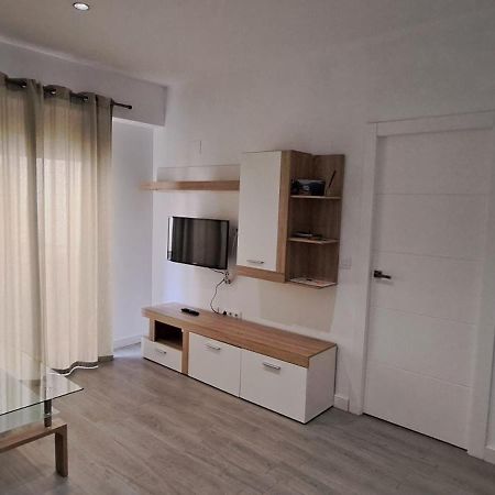 Jaén Acc Serrano 3 Aparcamiento Cercano מראה חיצוני תמונה